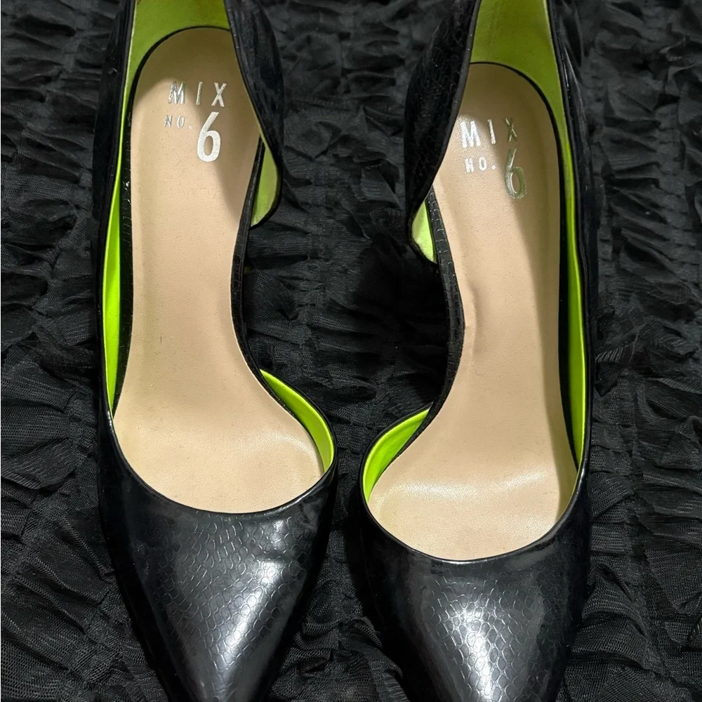 Mix No. 6 Black Pumps/ Heels Women’s Size 9 - Picture 1 of 4